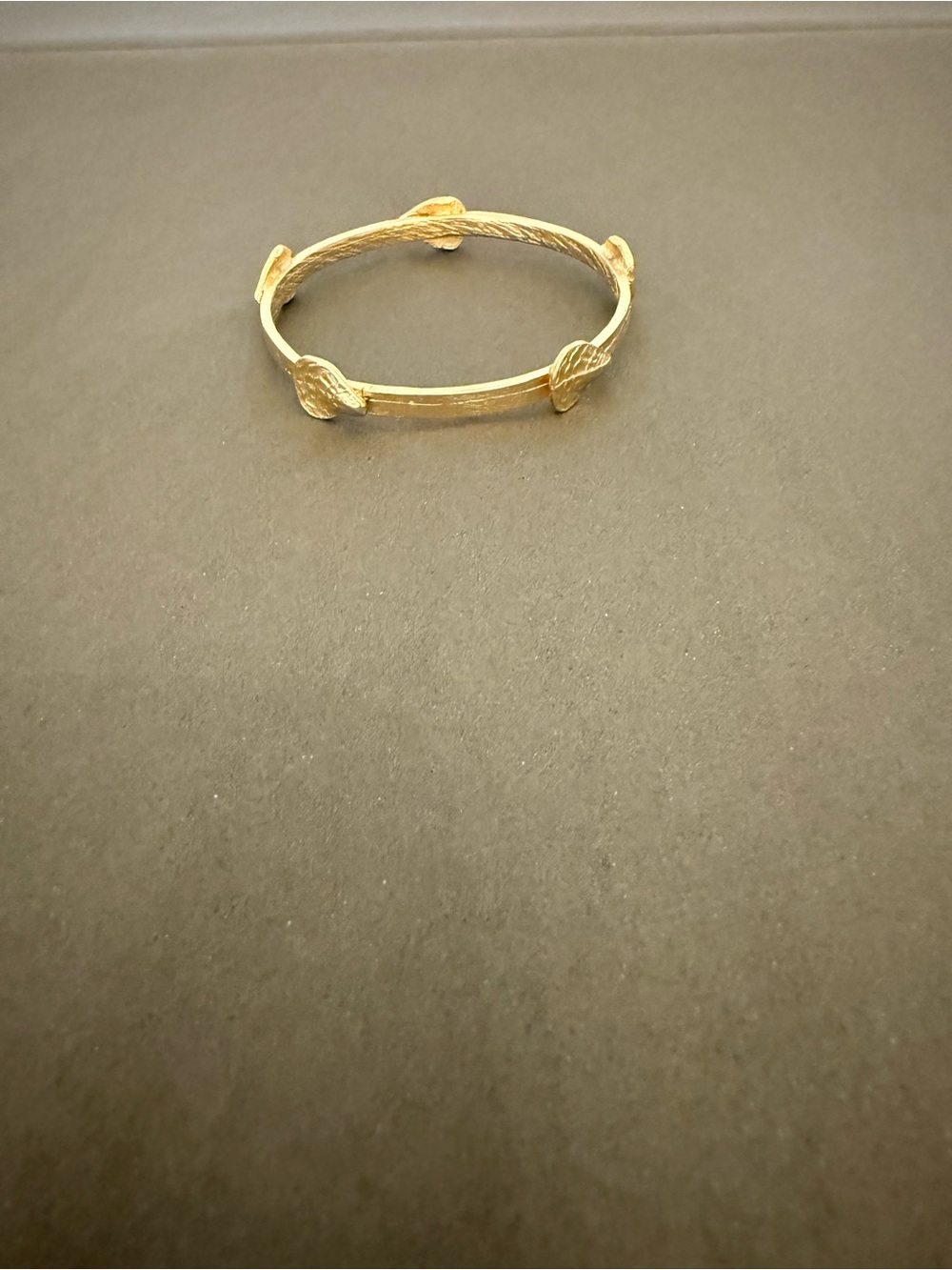 Susan Shaw Oyster Gold Accent Bangle Bracelet one size
